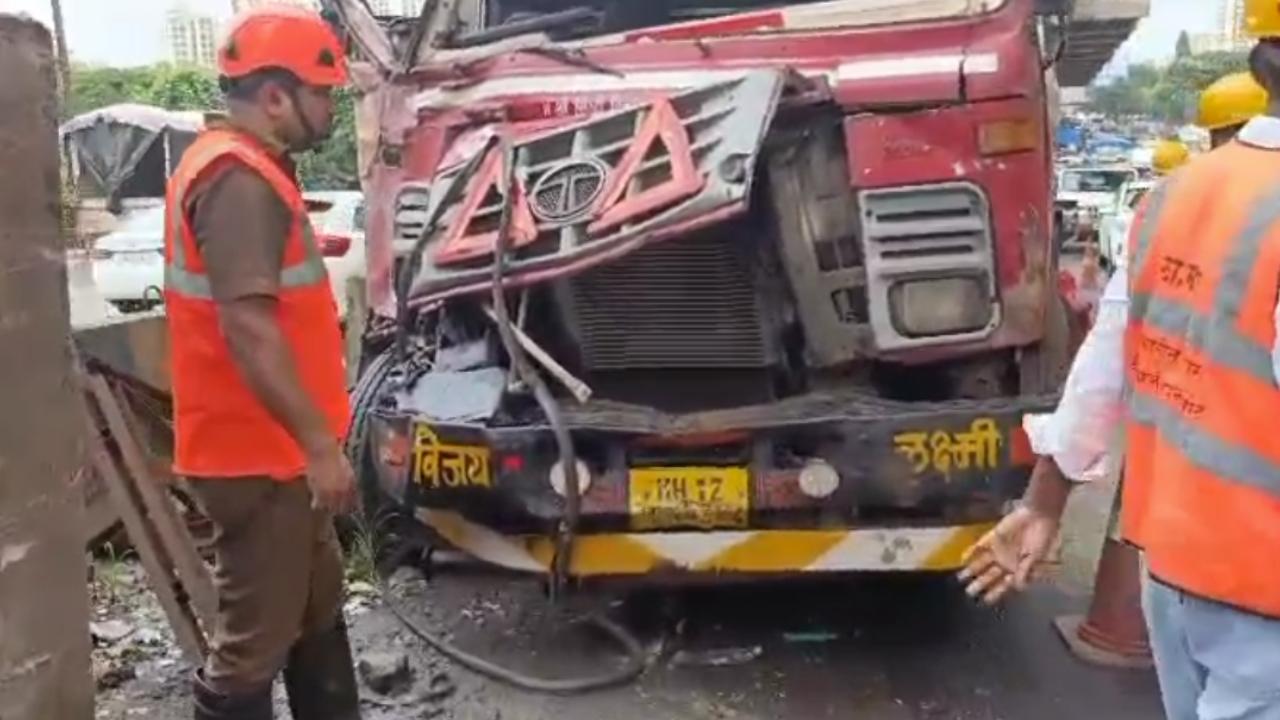 However, immediate response teams, including the traffic police, fire department, and the disaster management cell, rushed to the site with a fire engine and a pickup vehicle