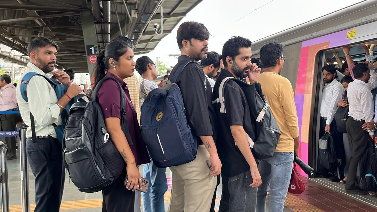 Despite repeated demands for increasing the number of coaches from four to six on Metro Line 1, the proposal has seen little progress