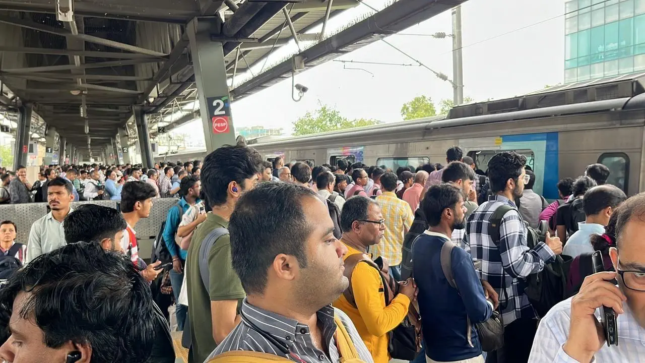 IN PHOTOS: Peak-hour chaos returns to Mumbai's Ghatkopar station