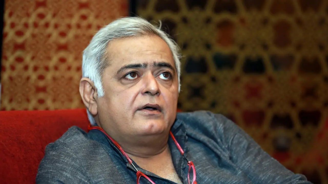 Hansal Mehta supports Aamir Khan' pay-per-view model for SZP