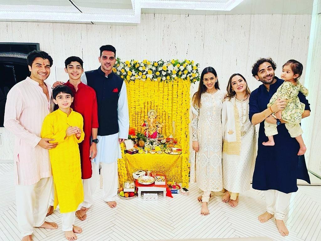 Another festive picture from Ganpati celebrations is worth mentioning. They look happy and joyous as they seek blessings of Lord Ganesha as a family.