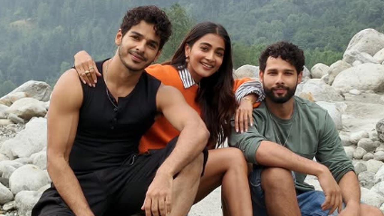 Ishaan Khatter shares fun glimpse of his trek stories with Pooja Hegde and Siddh