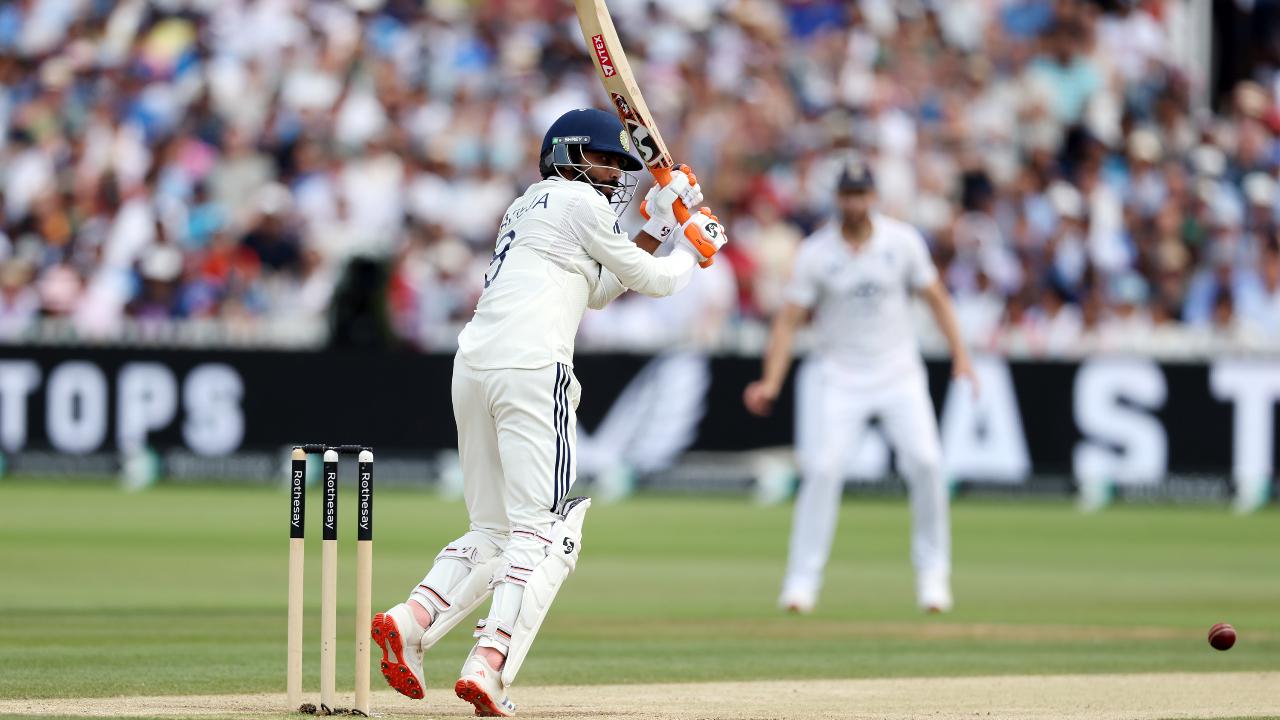 Ravindra Jadeja fights on as India crawl to 163/9 at tea on Day 5