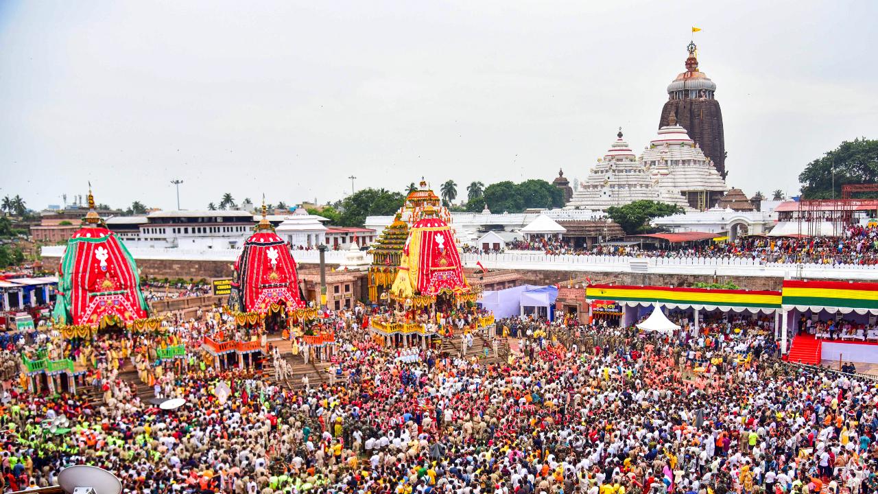 Jagannath Rath Yatra 2025: Devotees visit Puri's Gundicha Temple for 'Sandhya Darshan'