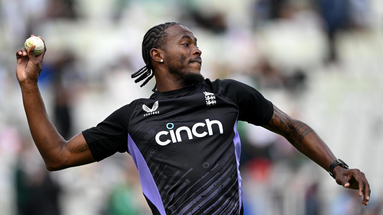 Jofra Archer hits back at 'keyboard warriors' after fiery spell at Lord's