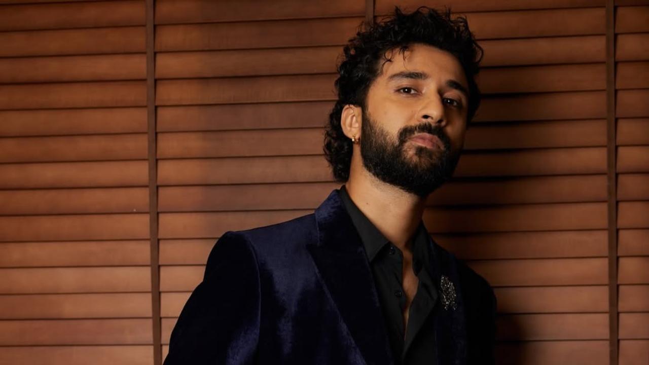 Confirmed: Raghav Juyal to star in Nani's Paradise; holds knife in BTS video