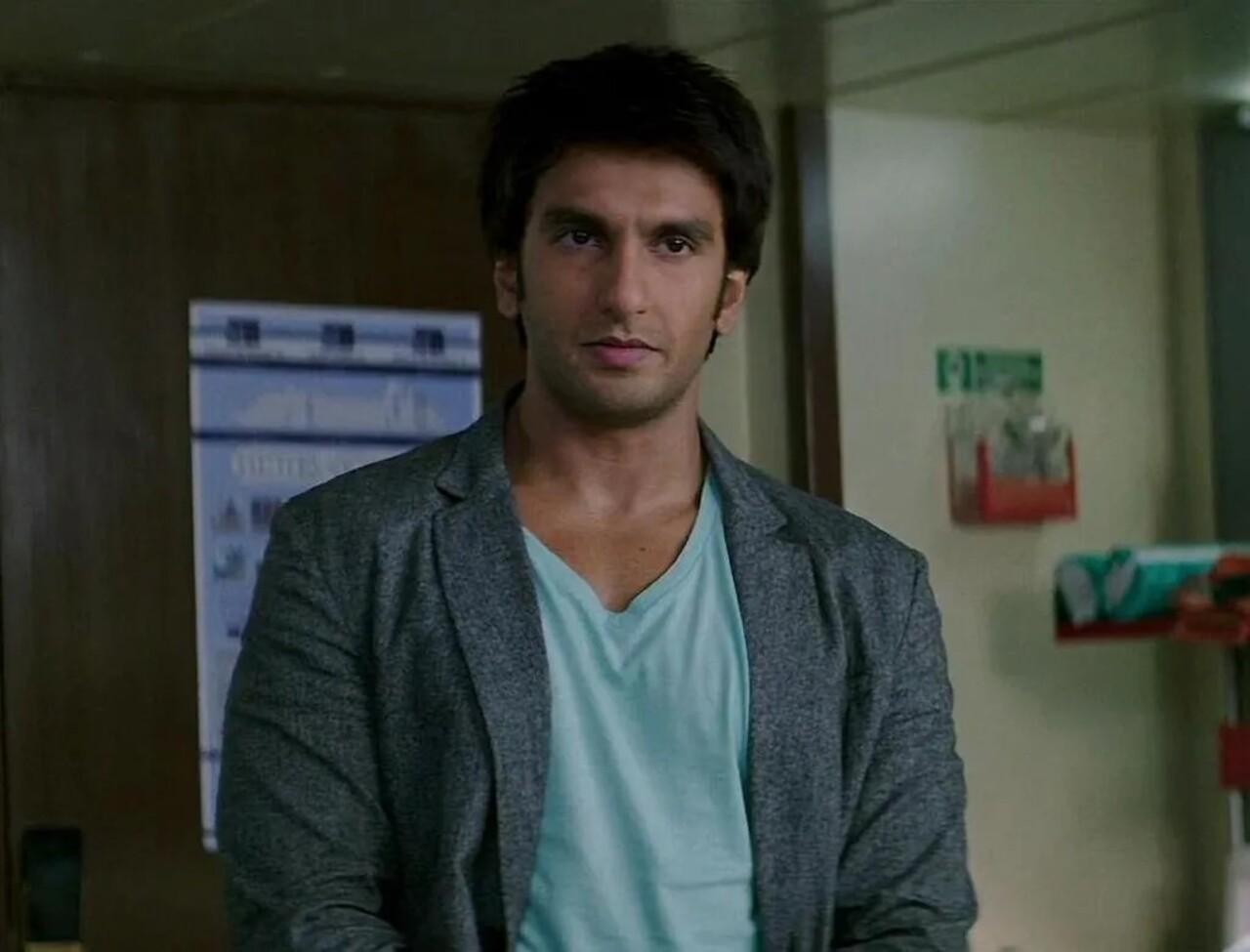 His portrayal of Kabir’s inner conflict—between flying planes and living up to expectations—felt deeply personal. Ranveer’s performance brought heart to the ensemble and made Kabir the soul of the film