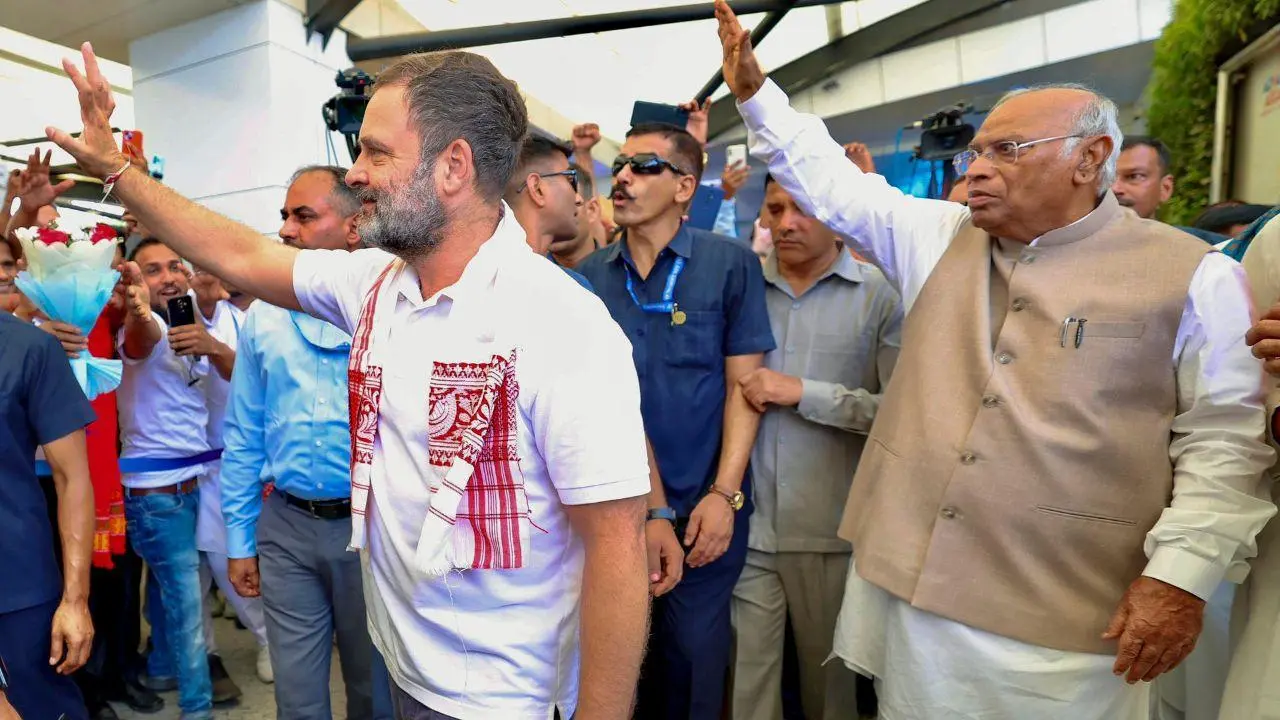 IN PHOTOS: Kharge, Rahul Gandhi arrive in Guwahati for PAC meet