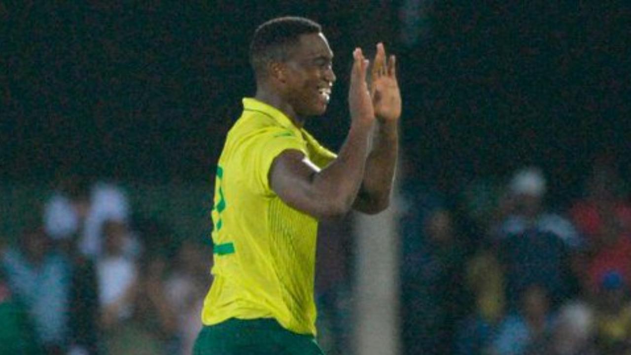 IN PHOTOS | SA vs ZIM: Lungi Ngidi levels legendary Dale Steyn`s in T20I