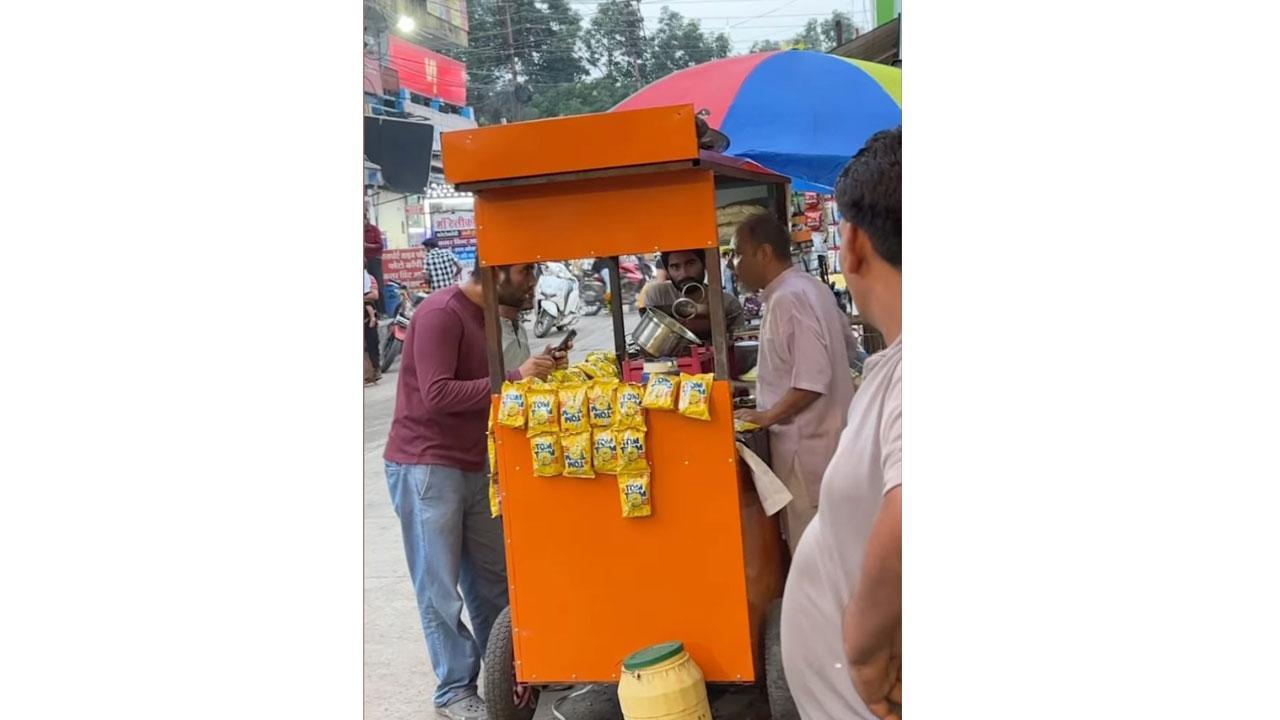When Patriotism Meets Palate: Deshbhakt Bhaiya Goes Viral for Rejecting Maggi at Local Thela 🇮🇳