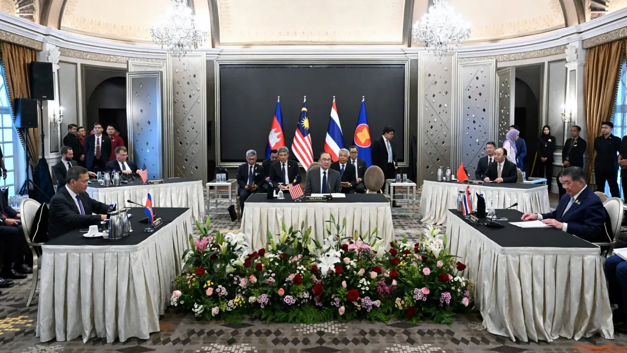 Thailand and Cambodia agree to 'immediate and unconditional' ceasefire: Malaysia