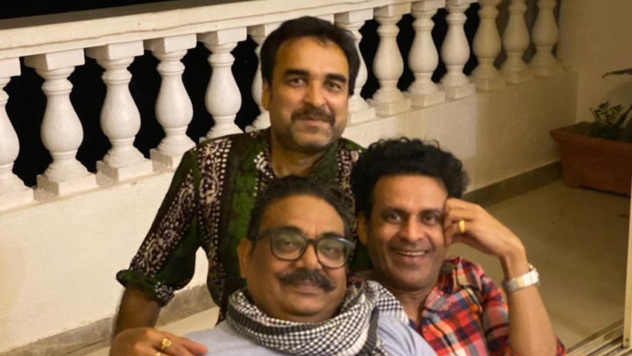 During Kapil Sharma Show, Pankaj Tripathi had shared how he kept Manoj Bajpayee's chappals that he forgot at the hotel as he considered him his mentor. The actor had shared that he worshiped Bajpayee's skill and that inspired him to enter the Industry. 