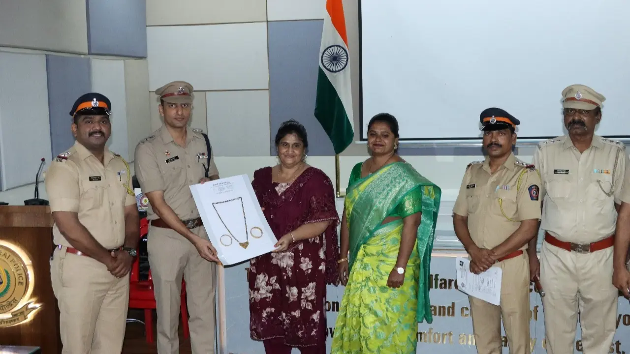 Mumbai Police returns stolen and misplaced items worth Rs 1.54 crore