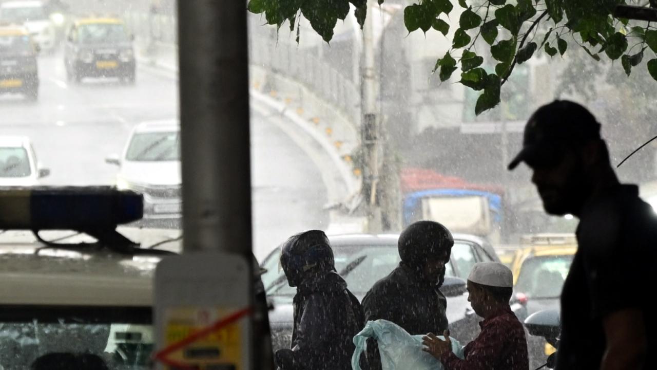 Due to the high rainfall in Mumbai and its adjoining areas, the collective water stock in these reservoirs is 12,81,607 million litres, which amounts to 88.55 per cent of their total capacity