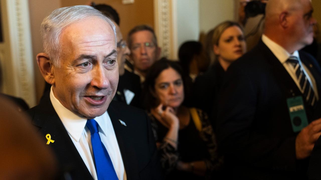 Israel's Netanyahu govt loses majority after key party quits