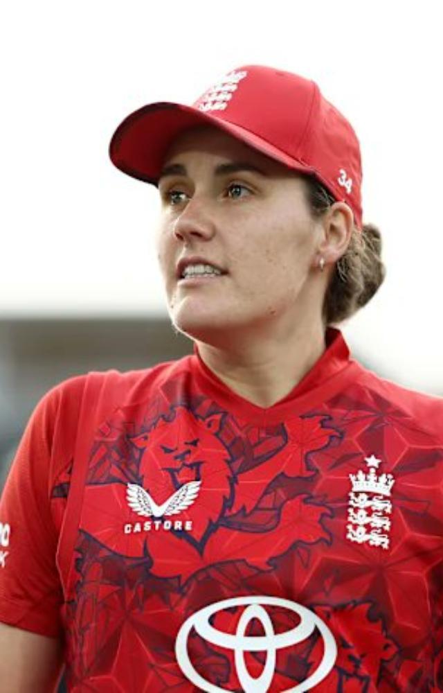 England captain ruled out of remaining T20Is against India