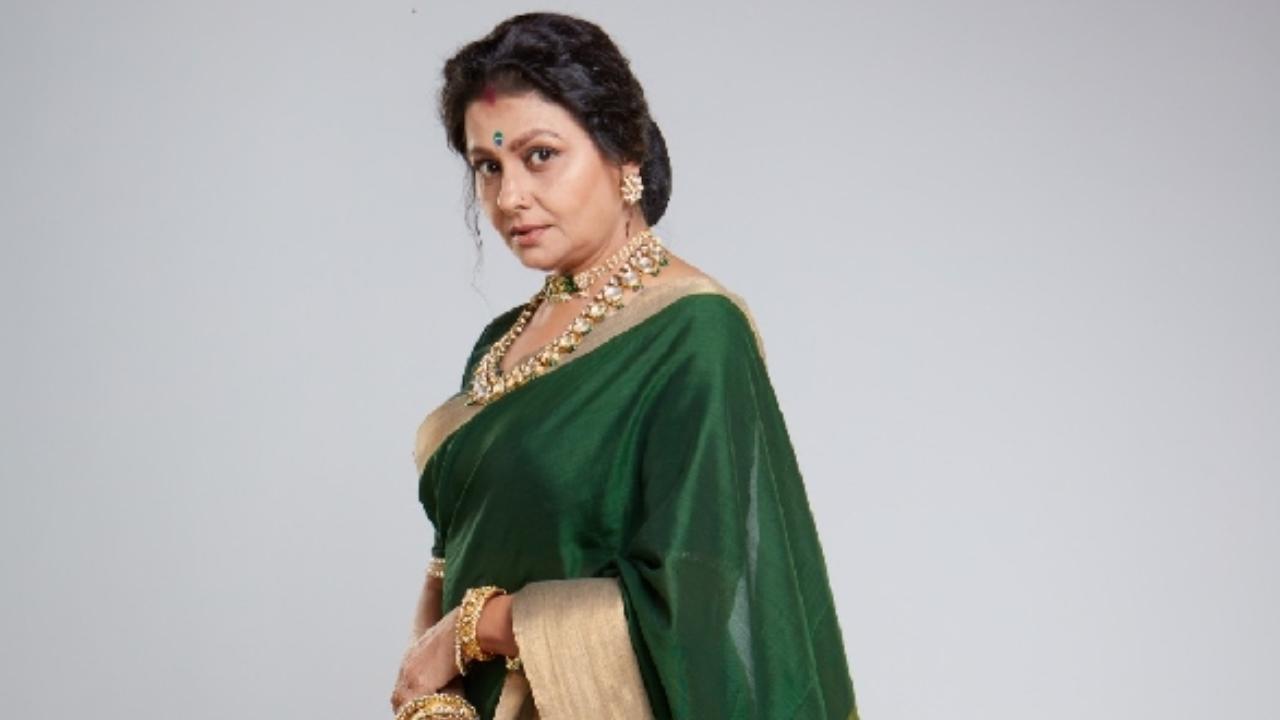 Jaya Bhattacharya recently reunited with Hemant aka Shakti Anand in Kumkum Bhagya, where she plays the character of Bua maa