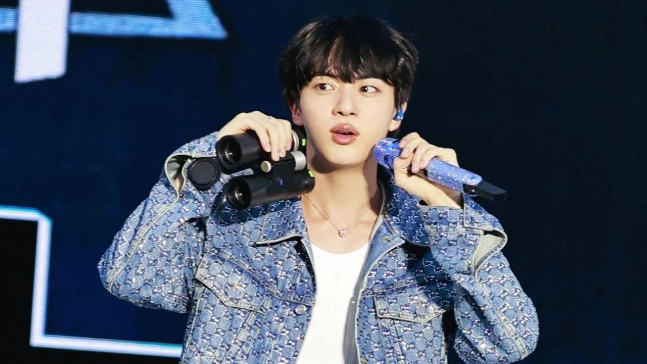 BTS' Jin leaves ARMY in splits as he recreates Coldplay's viral couple moment