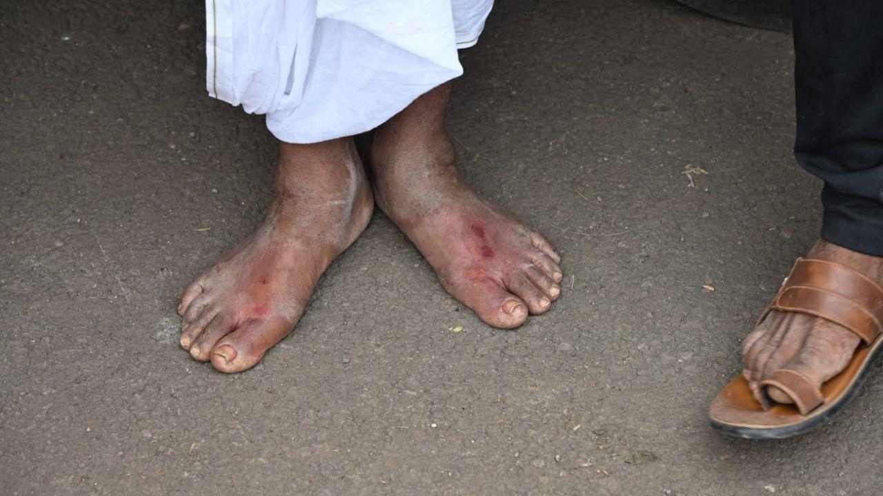 The traditional rituals include walking barefoot, taking a holy dip in the Chandrabhaga river, followed by Nagar Pradakshina, kirtans, bhajans, and the chanting of Haripath
