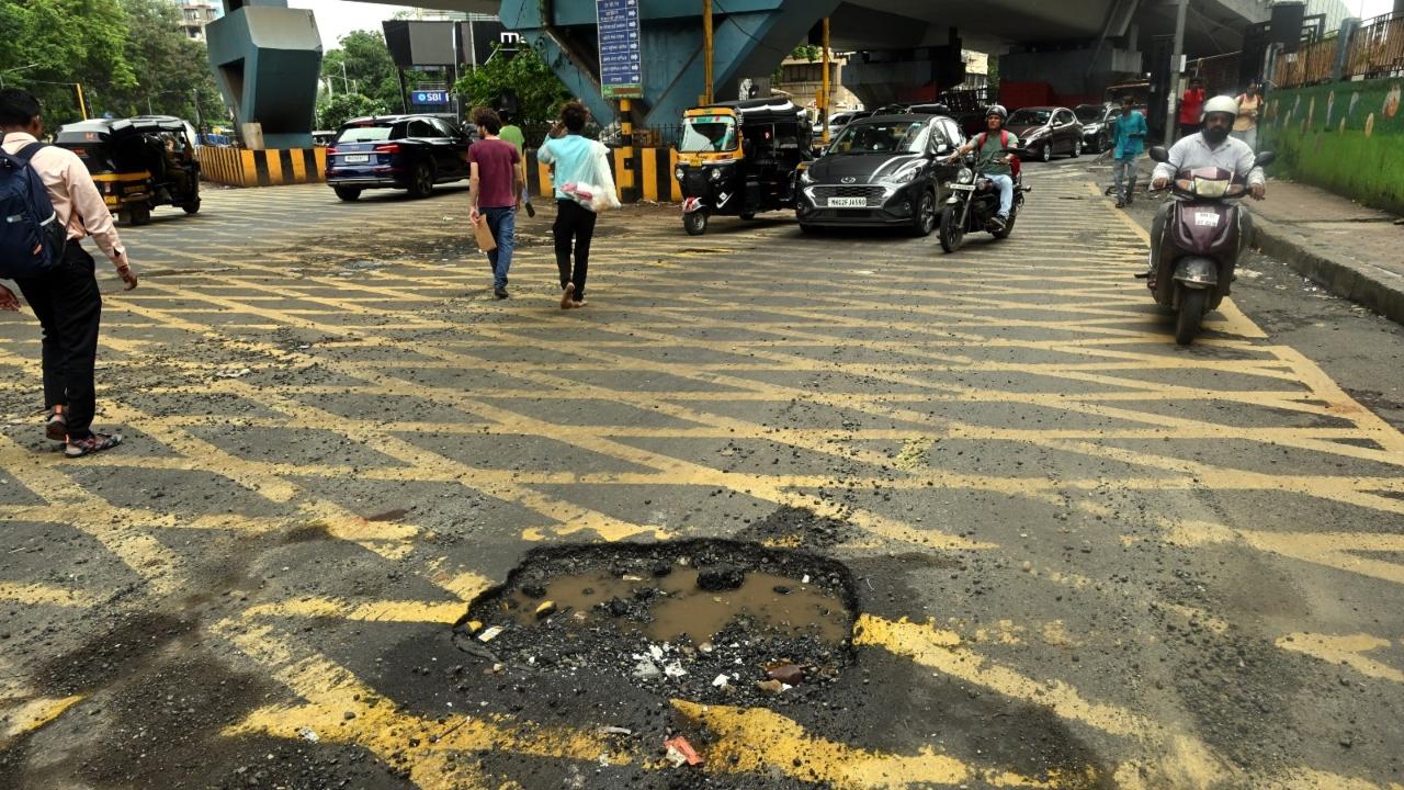The BMC typically monitors pothole complaints that citizens submit via social media and through the local ward office’s control rooms