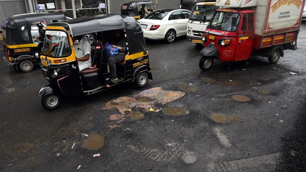 In an attempt to streamline pothole complaints and their quick resolution, the Brihanmumbai Municipal Corporation (BMC) had last month launched a mobile application, Pothole Quickfix
