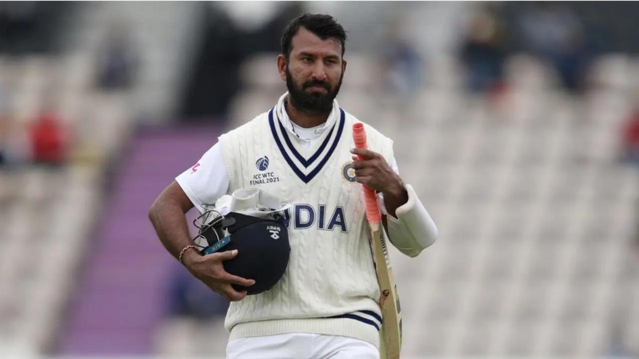 With this, he became the first number three Indian batsman to score a fifty outside India since December 2022. The last fifty was scored by Cheteshwar Pujara in the Test series against Bangladesh (Pic: File Pic)