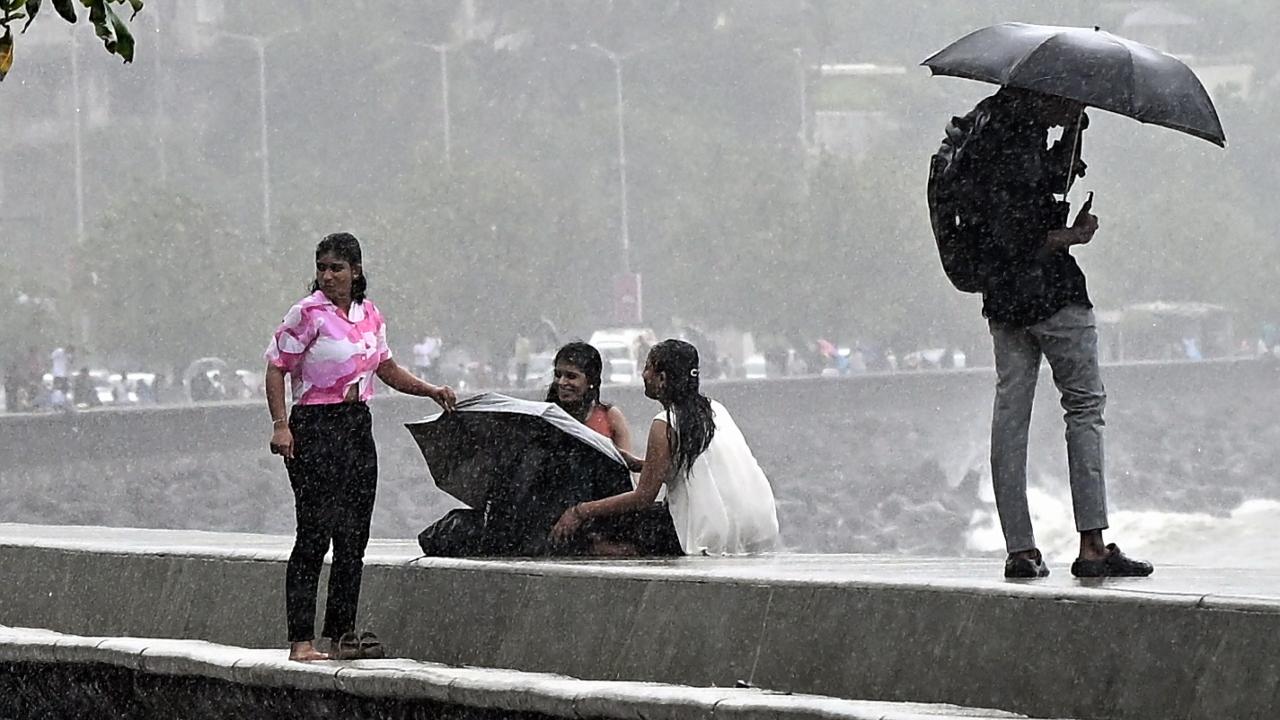 In the 24-hour period ending at 8 am on Wednesday, the island city, eastern suburbs and western suburbs recorded an average rainfall of 47.77 mm, 33.10 mm and 53.92 mm, respectively, the civic officials said