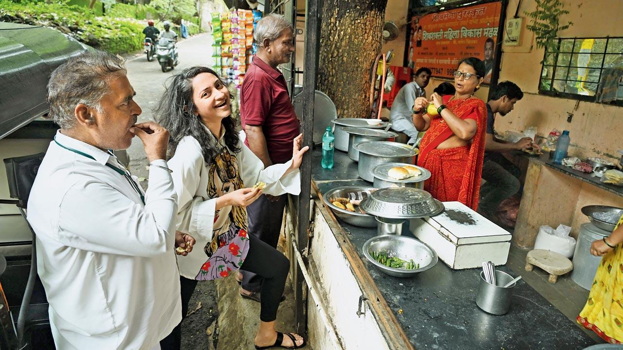 Shalini Bhattacharya, loves her vada pav and cutting chai and more importantly she loves the city with all her heart. Pic/Atul Kamble