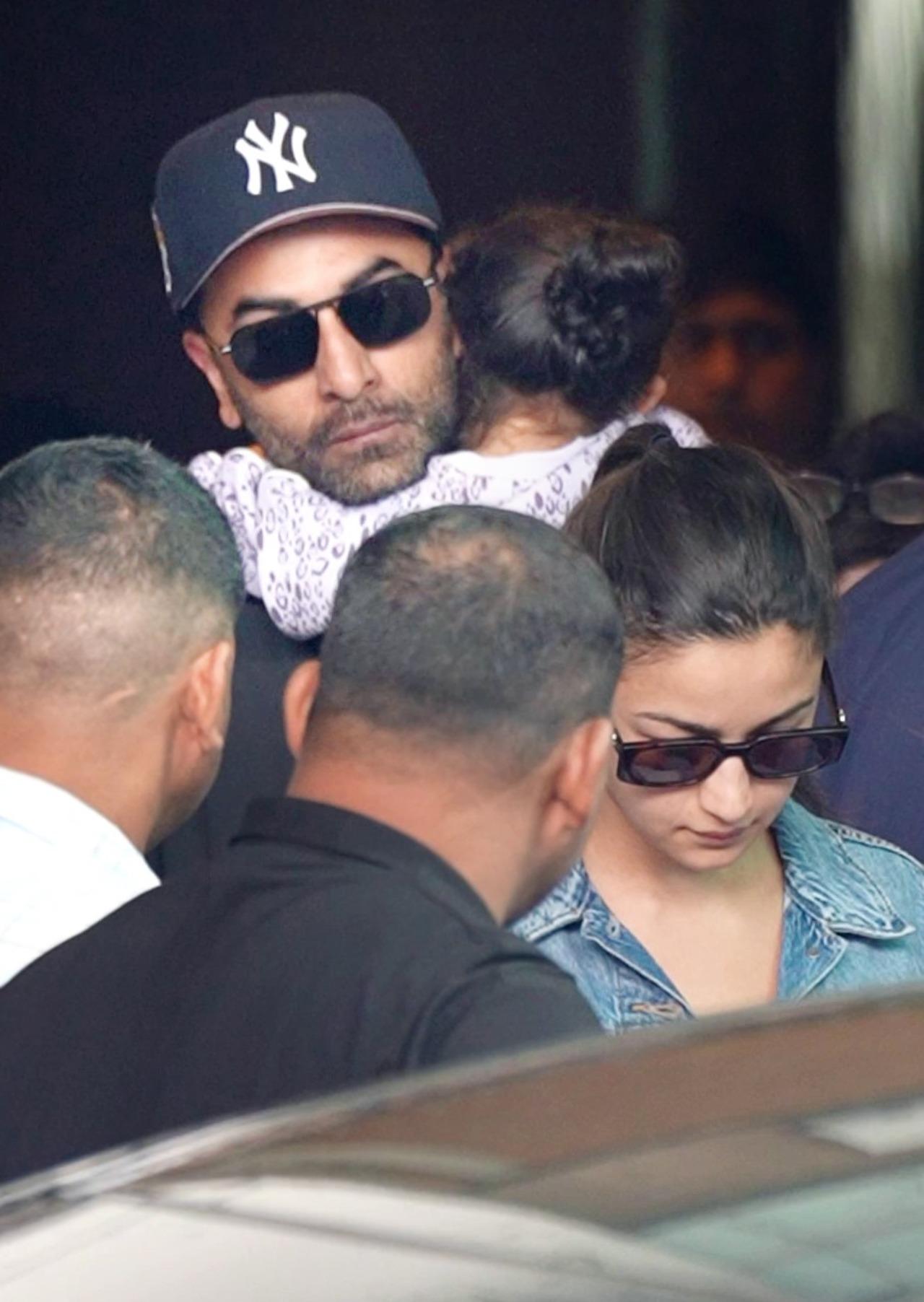 While they refused to wait for the paps, they made sure to hide their daughter Raha’s face. For those unaware, the couple had urged media from covering and clicking their child for safety reasons.