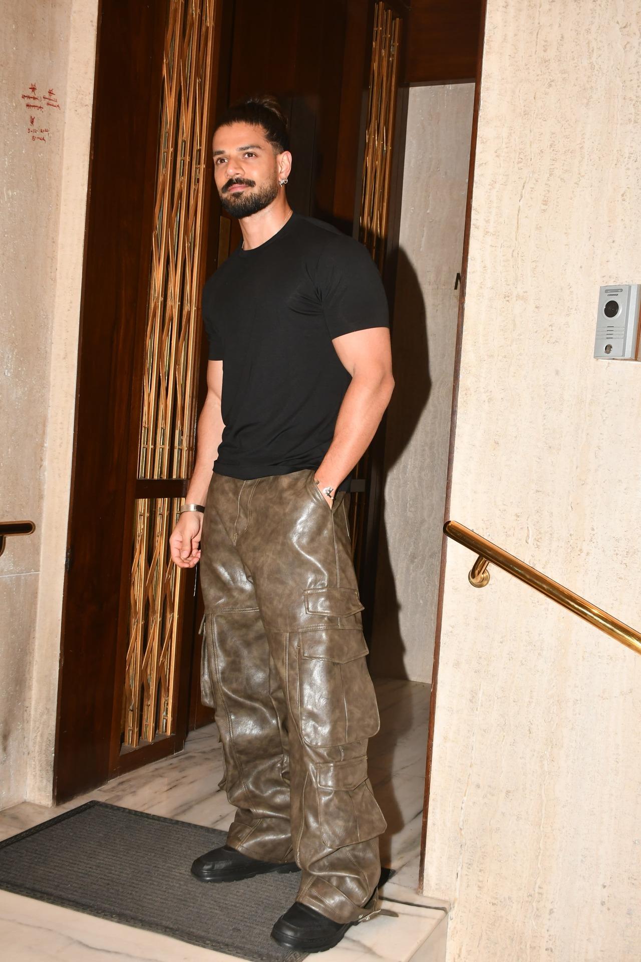 Can you guess where is Sooraj Pancholi heading to?