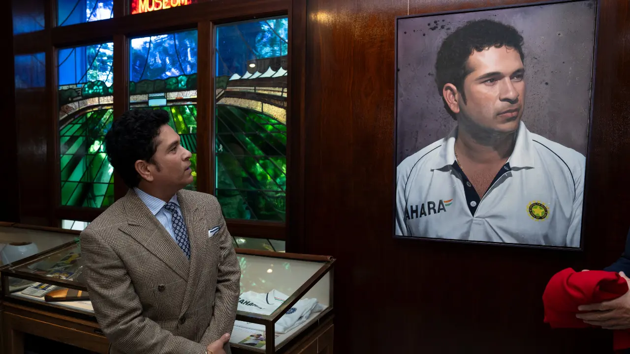Sachin Tendulkar unveils his portrait at Lord’s ahead of India-England 3rd Test