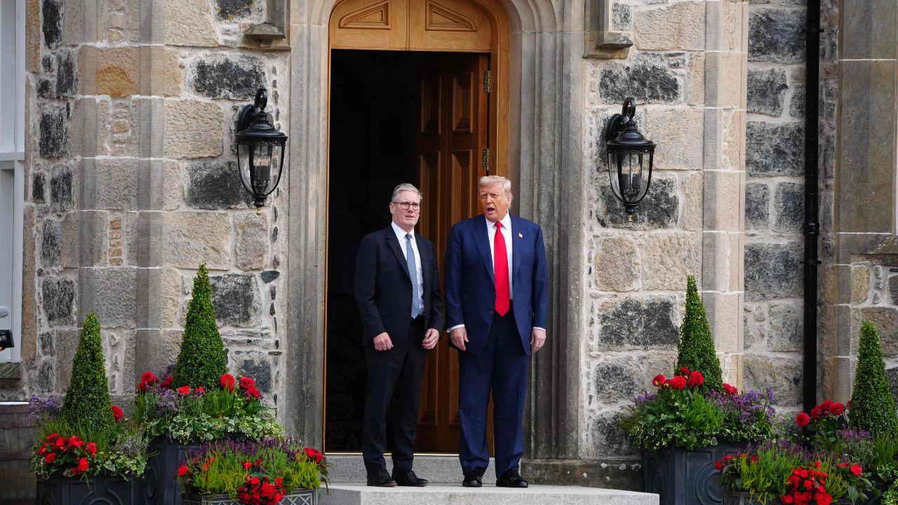 Trump used his trip to meet with Starmer and reach a trade framework for tariffs between the US and the European Union's 27 member countries ¿ though scores of key details remain to be hammered out