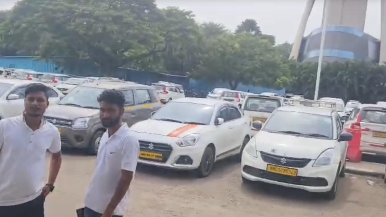 Drivers and workers of Ola, Uber, Zomato, Swiggy, and other aggregator companies have been protesting for the past few days against the ‘injustice’ meted out to them by these platforms. Many protesters took to the streets, forcing passengers to get down from cabs and autos at several locations across the Mumbai Metropolitan Region (MMR), Pune, Nagpur, and other cities