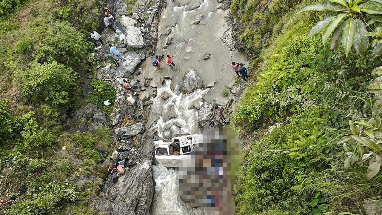 Pithoragarh District Disaster Management Officer Bhupendra Singh Maher confirmed that the bodies were recovered from the gorge. They were all locals
