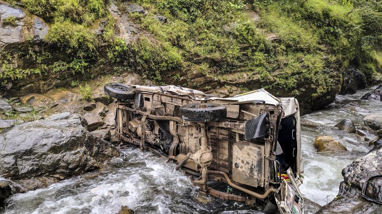 IN PHOTOS: 8 killed, 5 injured as jeep plunges into gorge in Uttarakhand