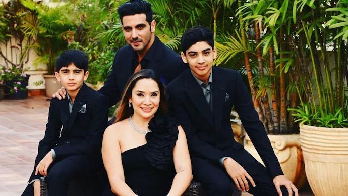 Zayed Khan with wife Malaika Khan and sons Zidaan and Aariz slay in this picture in matching black outfits. 