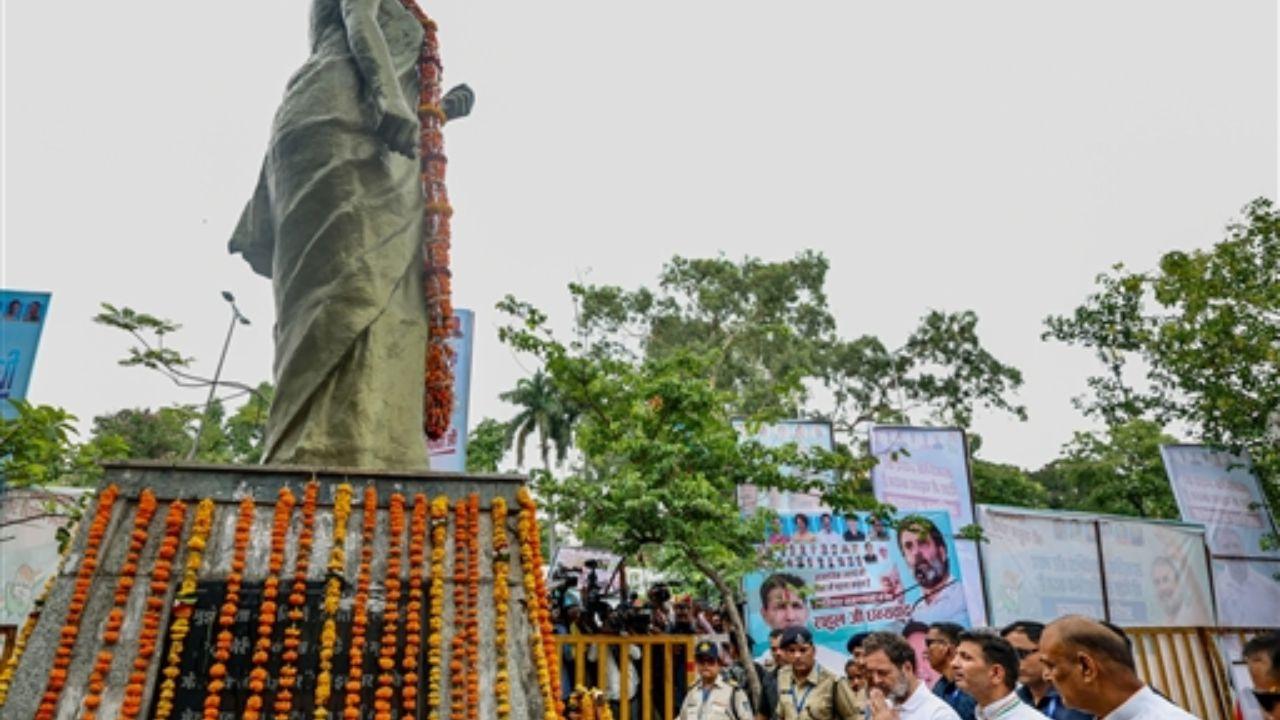 During his Visit to Bhopal, Rahul Gandhi also paid tribute to former Prime Minister Indira Gandhi