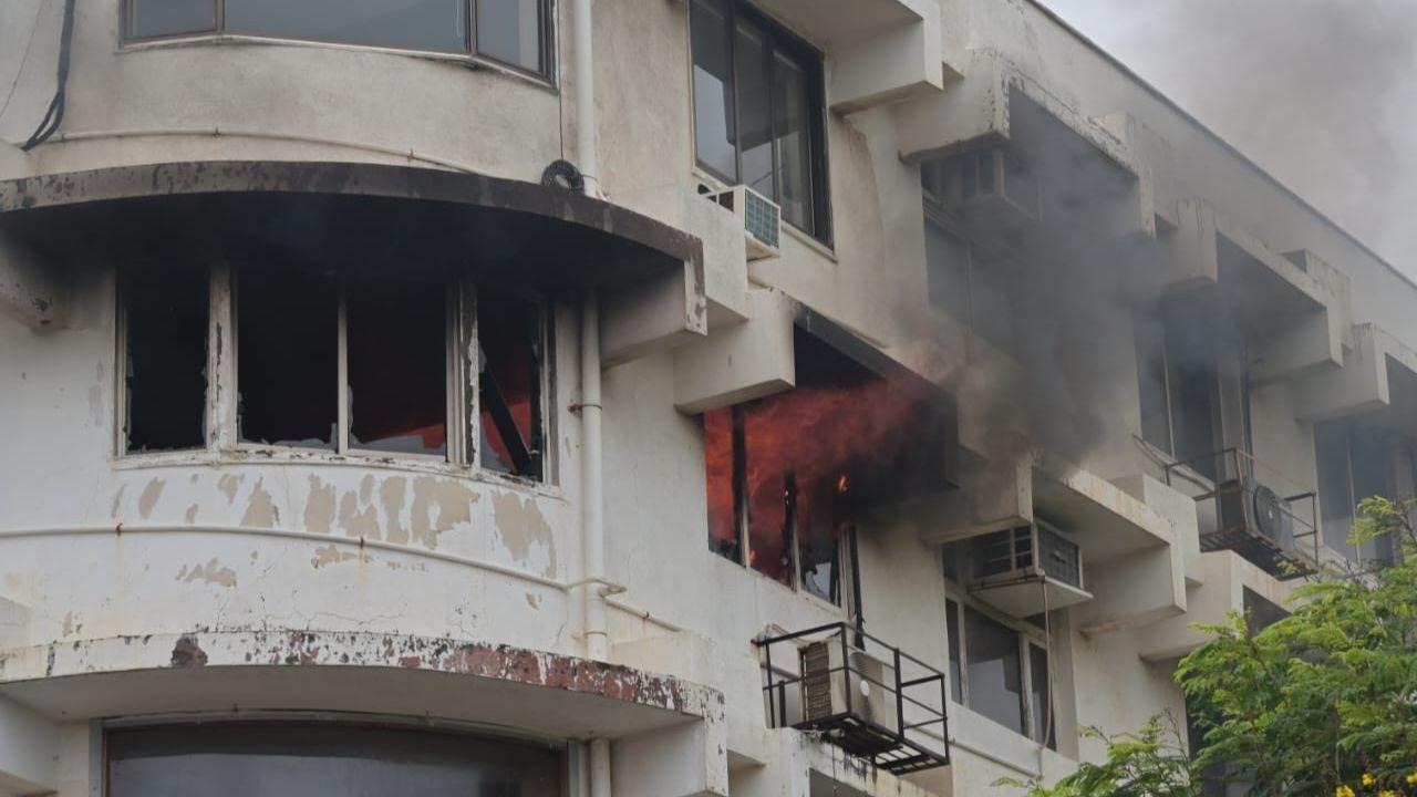 IN PHOTOS: Fire breaks out at Marine Drive’s Neelkanth Building