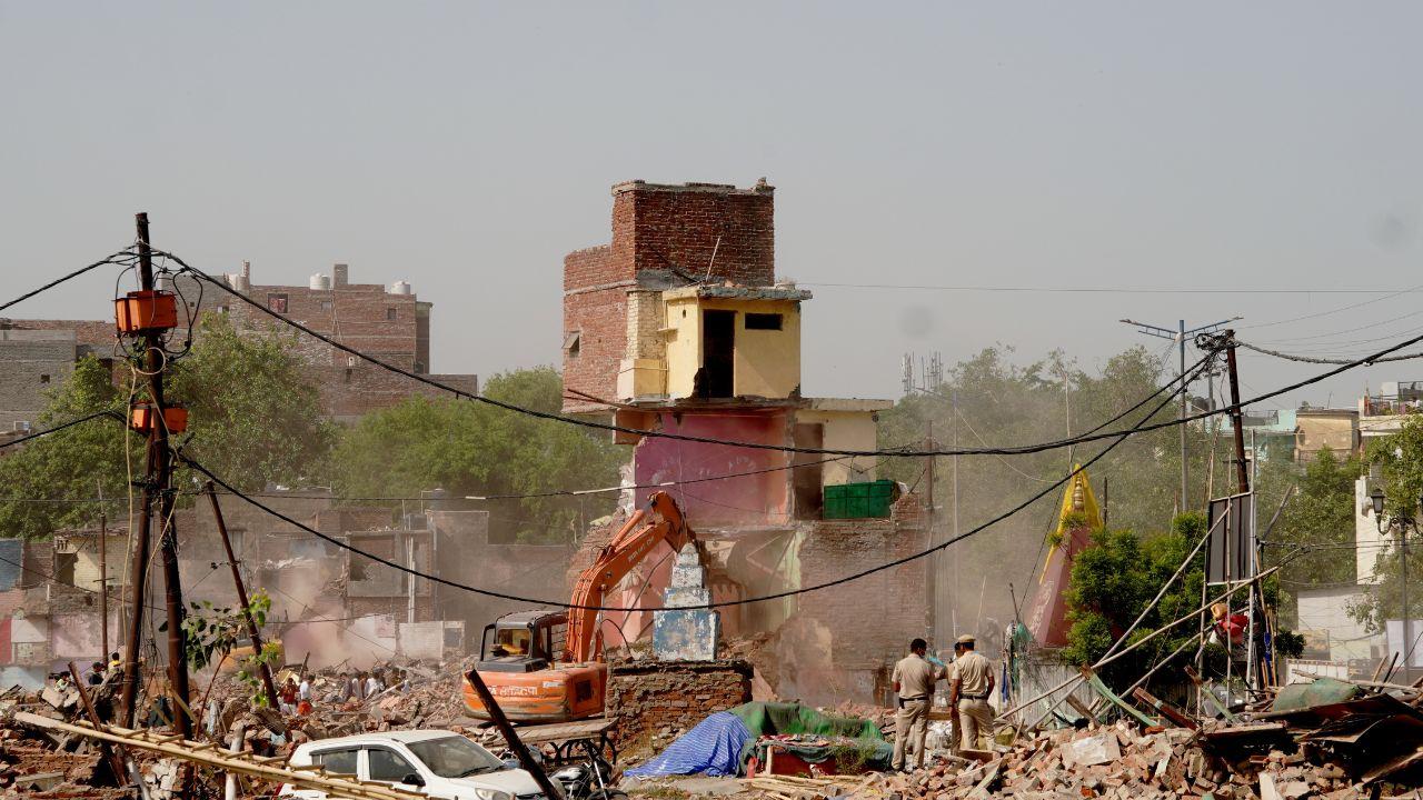 On Monday, the Delhi Development Authority (DDA) issued an official notice to all residents of Bhoomiheen Camp in South Delhi's Kalkaji Extension, directing them to vacate their premises.