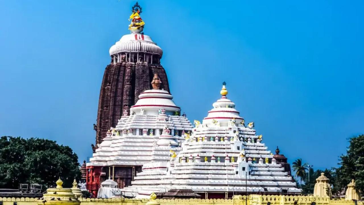 This is the only time in the year when the idols of the three deities – Lord Jagannath, his brother Lord Balabhadra and his sister Devi Subhadra – leave the temple premises (Pic: iStock)