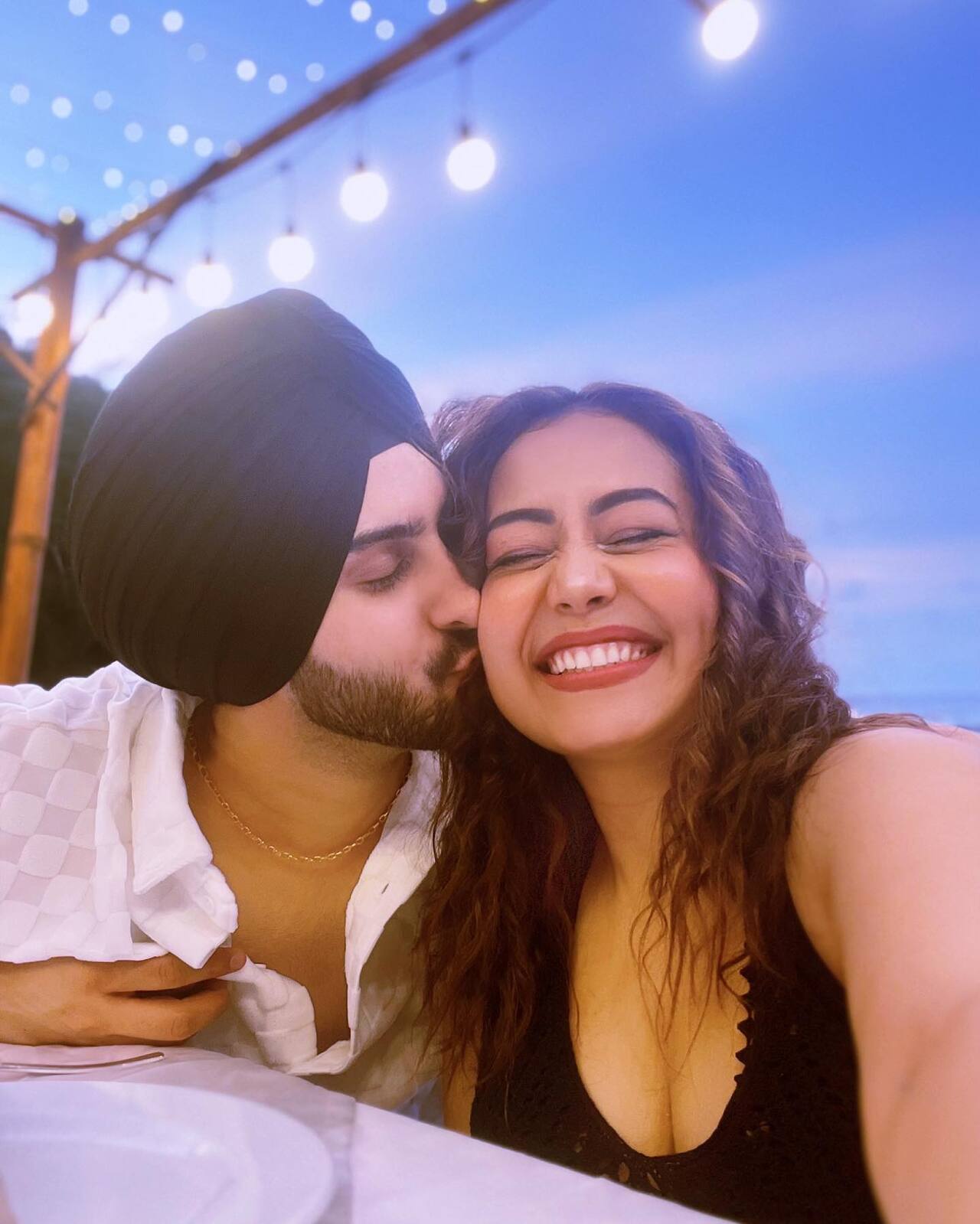 Neha definitely lucked out with Rohanpreet—few are fortunate enough to find such unwavering support, love, and strength in their life partner