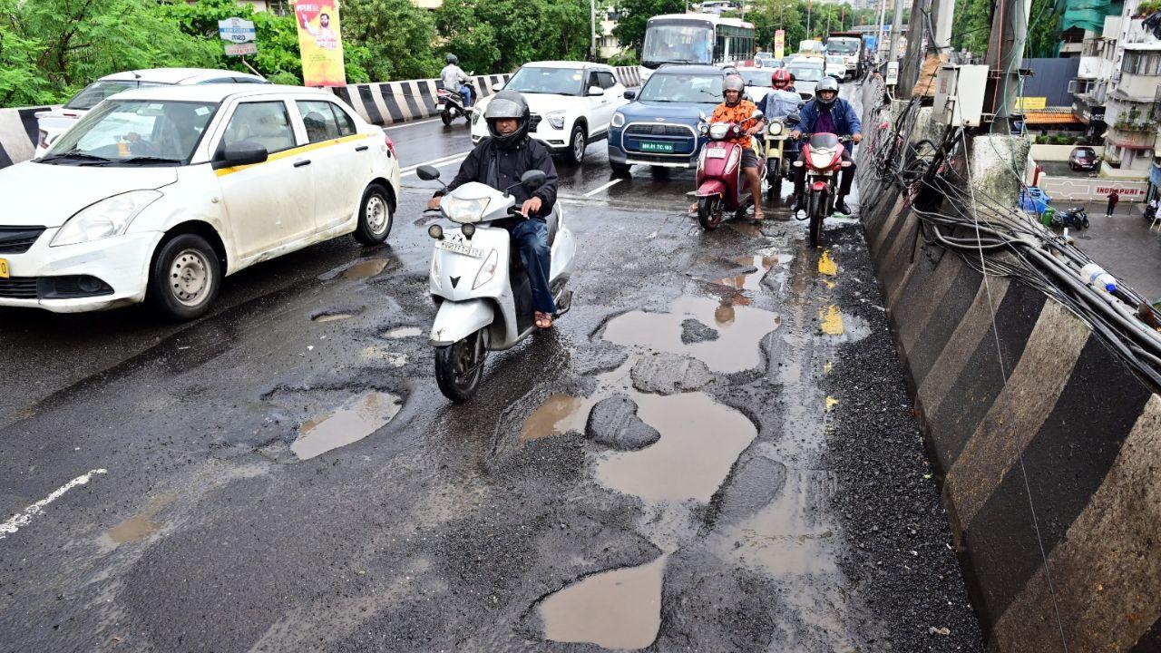 The potholes on the Eastern Express Highway seemed very deep and can be a very risky factor for commuters.