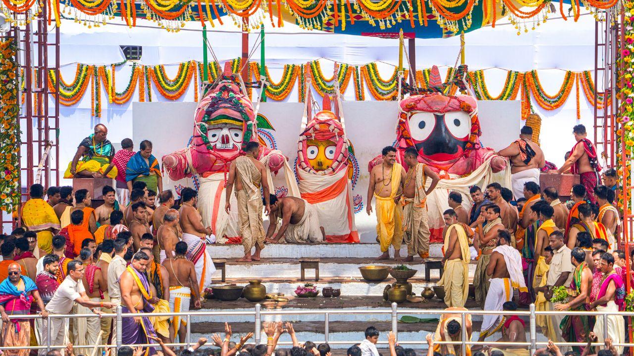 The deities are bathed on the 'Snana Mandap' (bathing altar), the elevated pedestal facing the Grand Road where devotees get the opportunity to witness the bathing rituals.