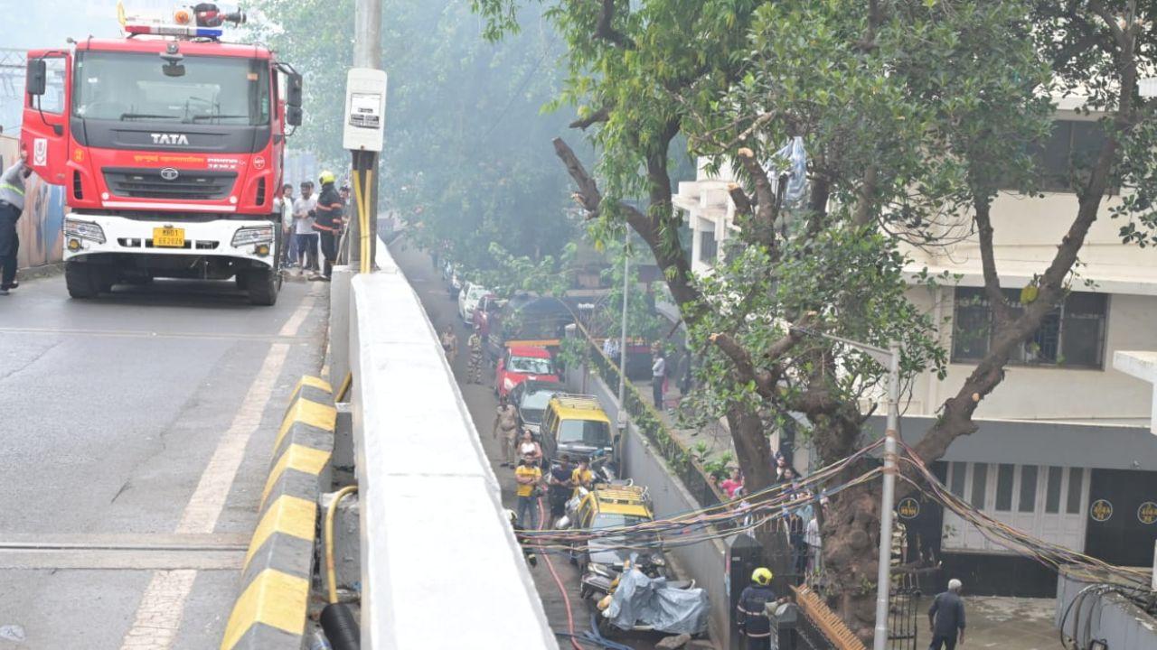 As soon as the information about the fire breakout reached the authorities, the concerned personnel from the police department and Mumbai Fire Brigade rushed to the spot.