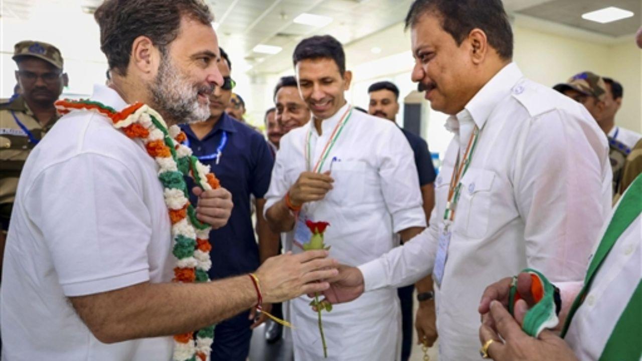 Even the former state Congress president Arun Yadav and former MP Sajjan Verma, senior Congress leader Vivek Tankha, former LoP Ajay Singh and former Mahila Congress president Shobha Ojha were among those who attended the meeting
