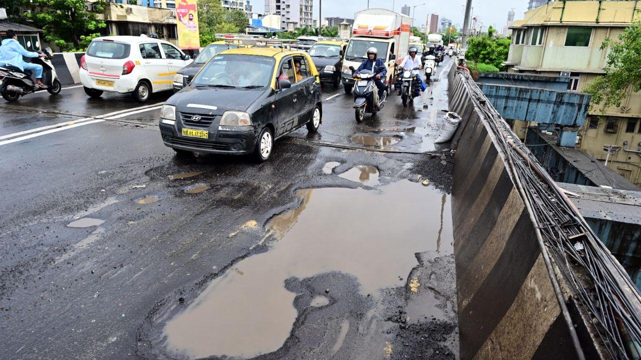 Potholes primarily form due to water infiltration through cracks or poor drainage, which weakens the pavement structure. With Mumbai receiving heavy rains for the last few days, potholes have made the lives of Mumbaikars a lot more stressful.