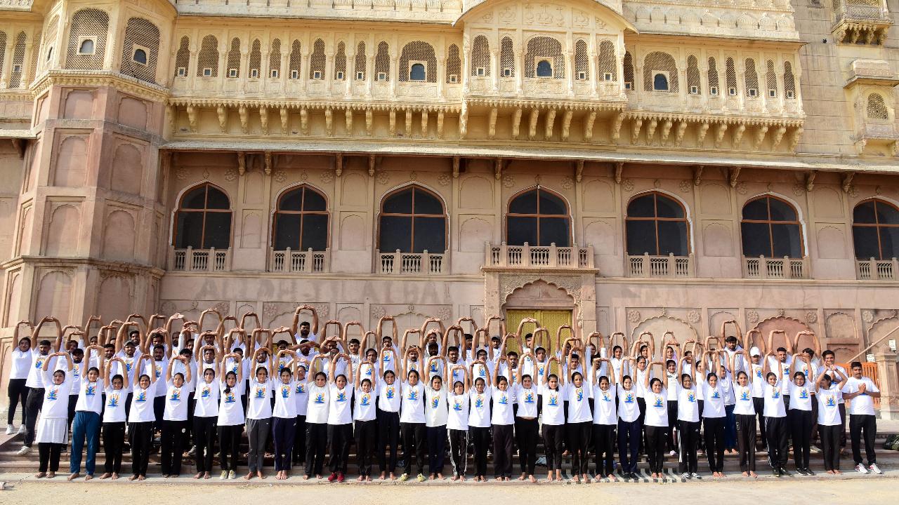 People perform yoga at Junagarh Fort amid preparations for International Yoga Day in Bikaner, Rajasthan
Yoga Sangam, the main International Yoga Day event across India, will feature a synchronised mass yoga demonstration based on the Common Yoga Protocol (CYP) at over 1 lakh locations across India on June 21 from 6:30 AM to 7:45 AM
