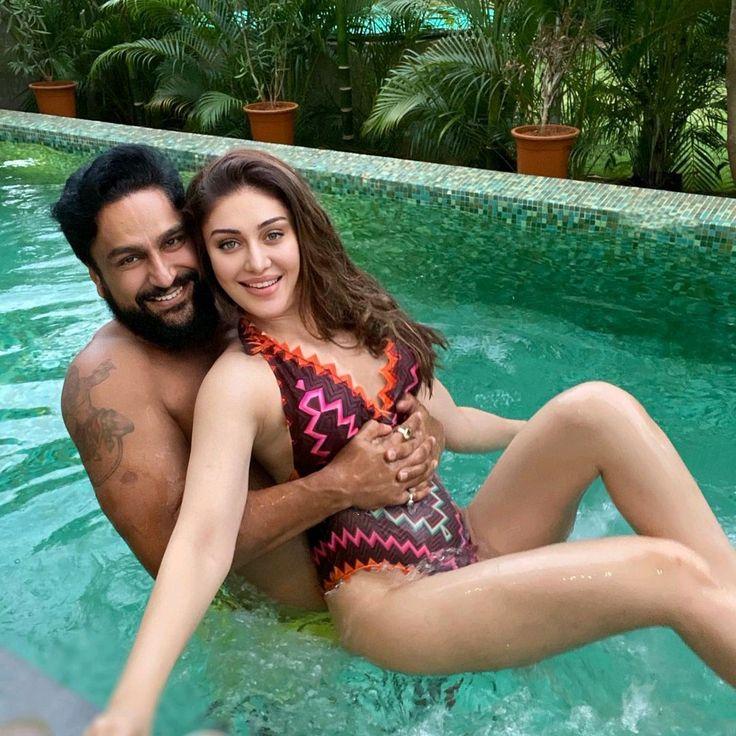 She later married her longtime boyfriend and TV actor Parag Tyagi in 2014. 
