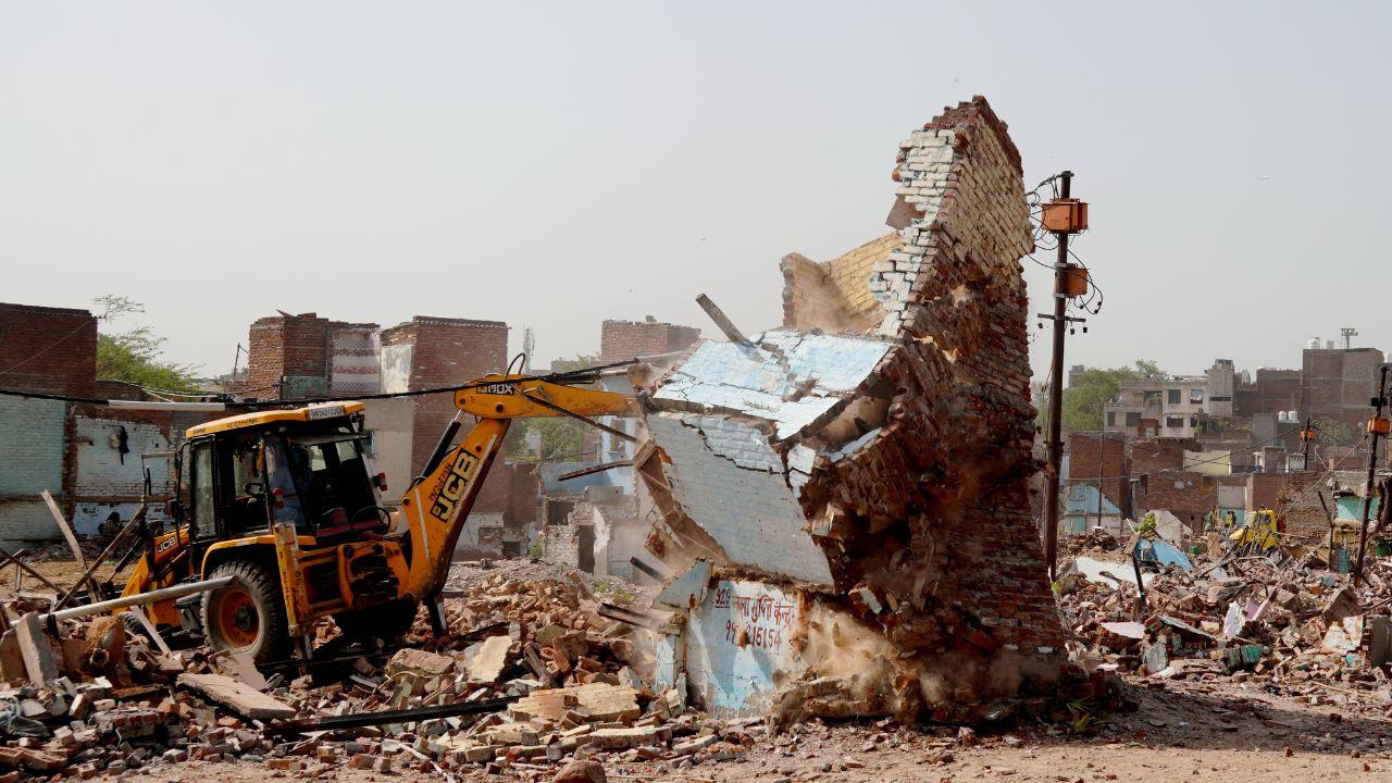 The Delhi Development Authority (DDA) had issued an official notice to all residents of Bhoomihin Camp, directing them to vacate their premises in view of the demolition of illegal huts, following directions from the High Court.