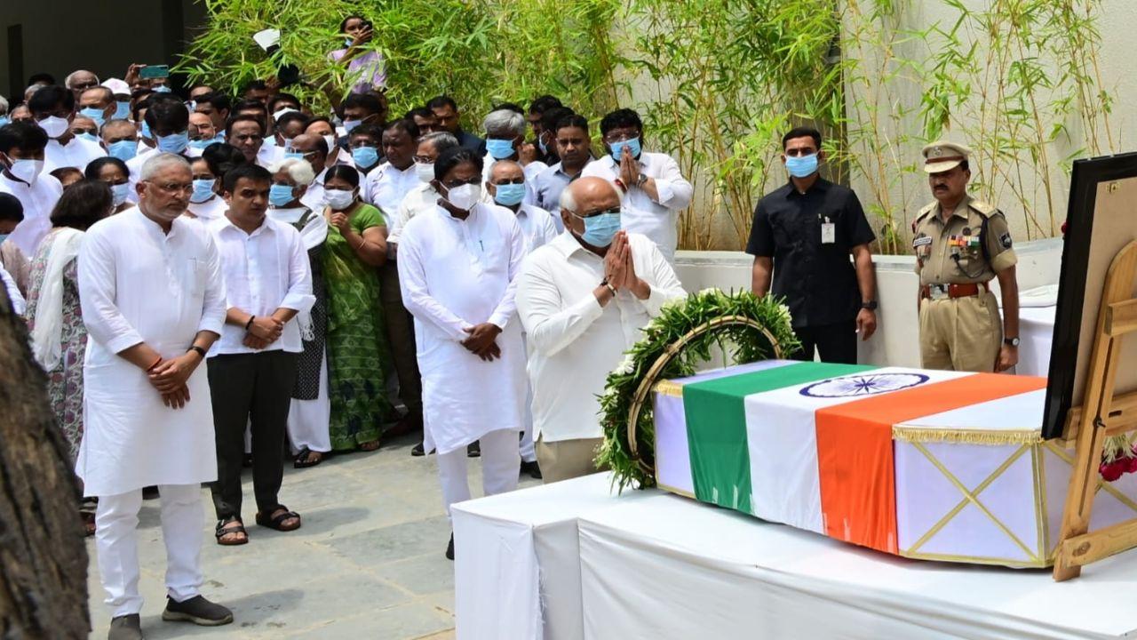 Rupani's mortal remains will be flown to Rajkot. They will be taken from the airport at Hirasar near Rajkot to his home and will be kept at his home for an hour for people to pay homage